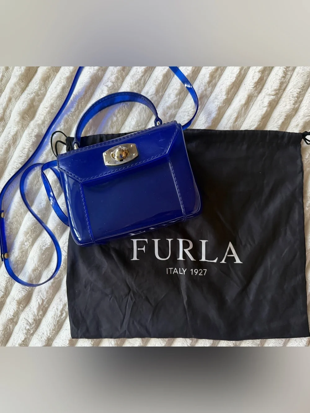 Classic Top-Handle Women's Bag in Deep Blue
